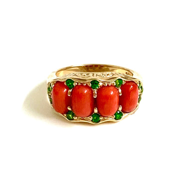 9ct Yellow Gold Coral and Chrome Diopside Bridge Ring