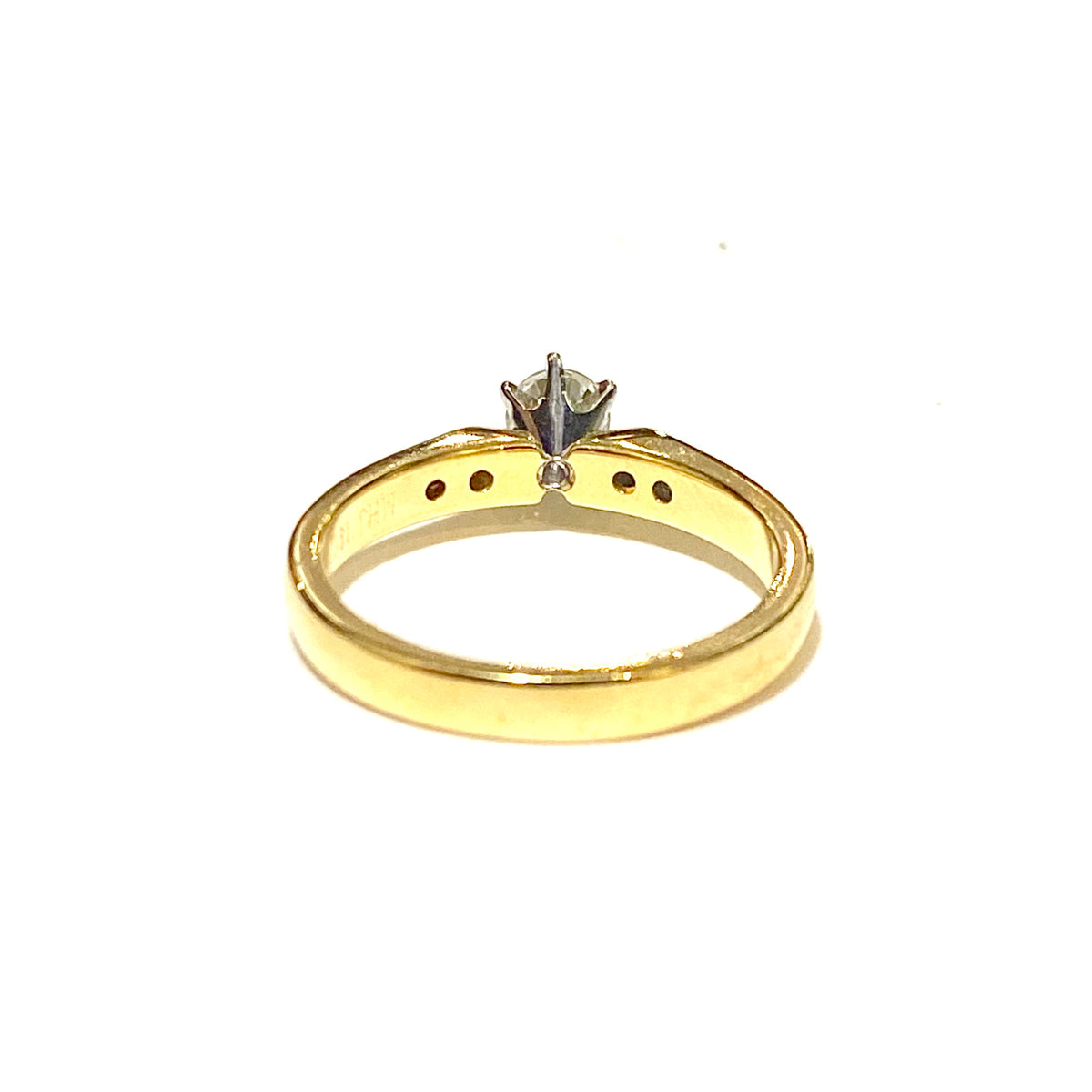 18ct Yellow Gold Diamond Solitaire Ring