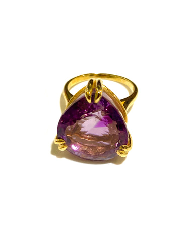 9ct Yellow Gold Three Claw Amethyst Ring