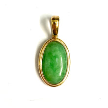 9ct Yellow Gold Jadeite Pendant