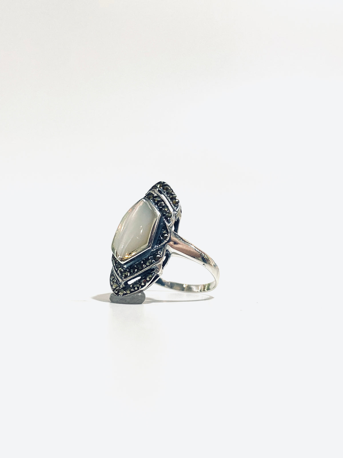 Sterling Silver Mother of Pearl Ring