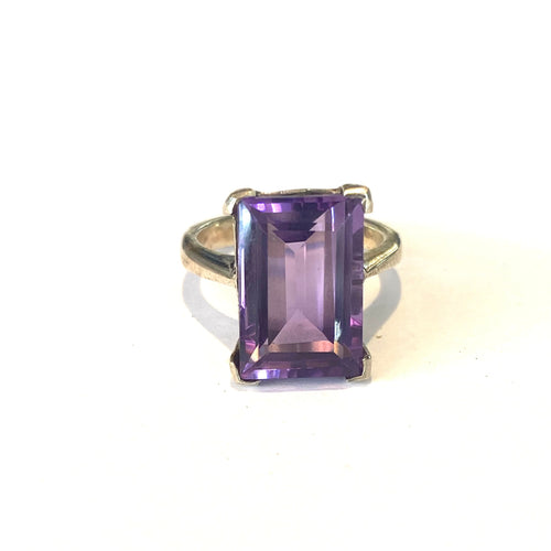 Sterling Silver Amethyst Rectangular Ring