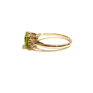 9ct Yellow Gold 1.8ct Peridot & Diamond Ring