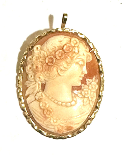 18ct Gold Cameo Pendant or Brooch