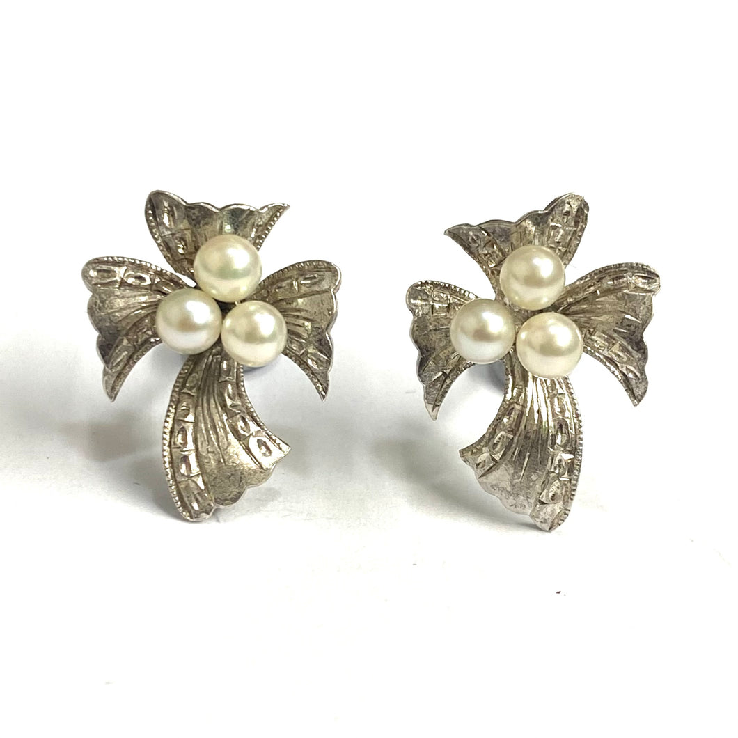 Sterling Silver Vintage Cultured Pearl Earrings