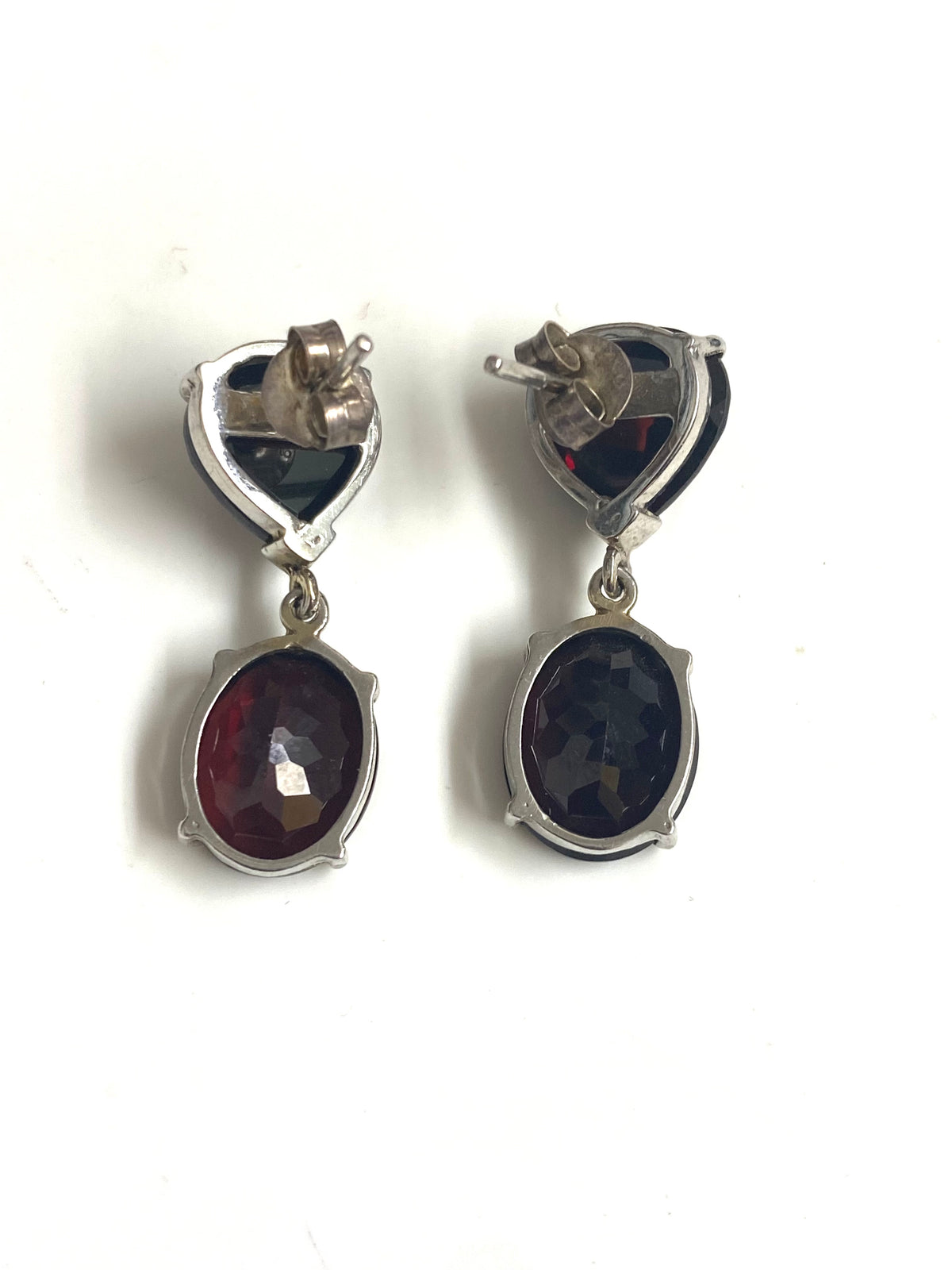 9ct White Gold Faceted Garnet Earrings