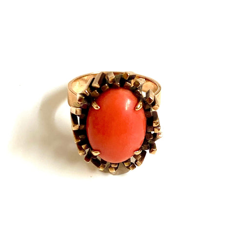 9ct Yellow Gold Vintage Momo Coral Ring