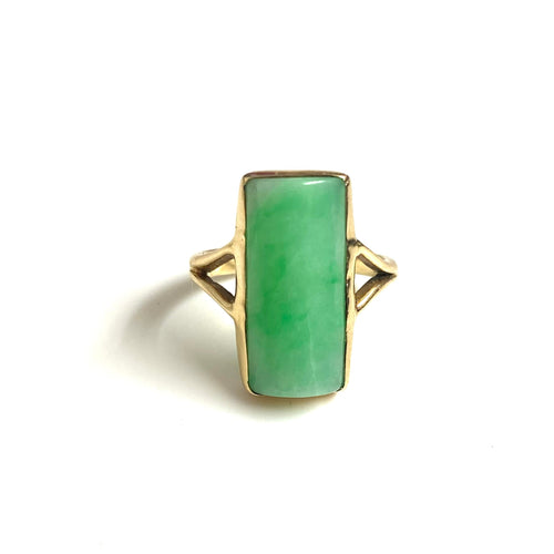 14ct Gold Rectangular Jadeite Ring