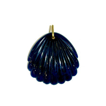 18ct Yellow Gold Blue Sunstone Seashell Carved Pendant