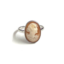 9ct White Gold Conch Shell Cameo Pre-Raphaelite Ring