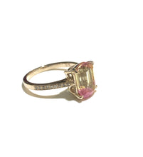 9ct Gold 4ct Bi-Coloured Pink and Yellow Sapphire Ring