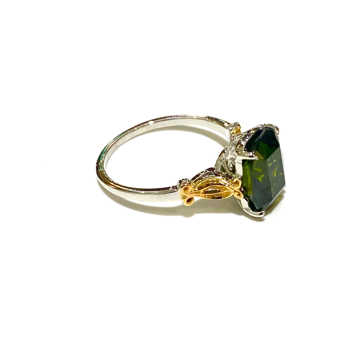 18ct Gold 3ct Parti Coloured Cushion Cut Sapphire Ring