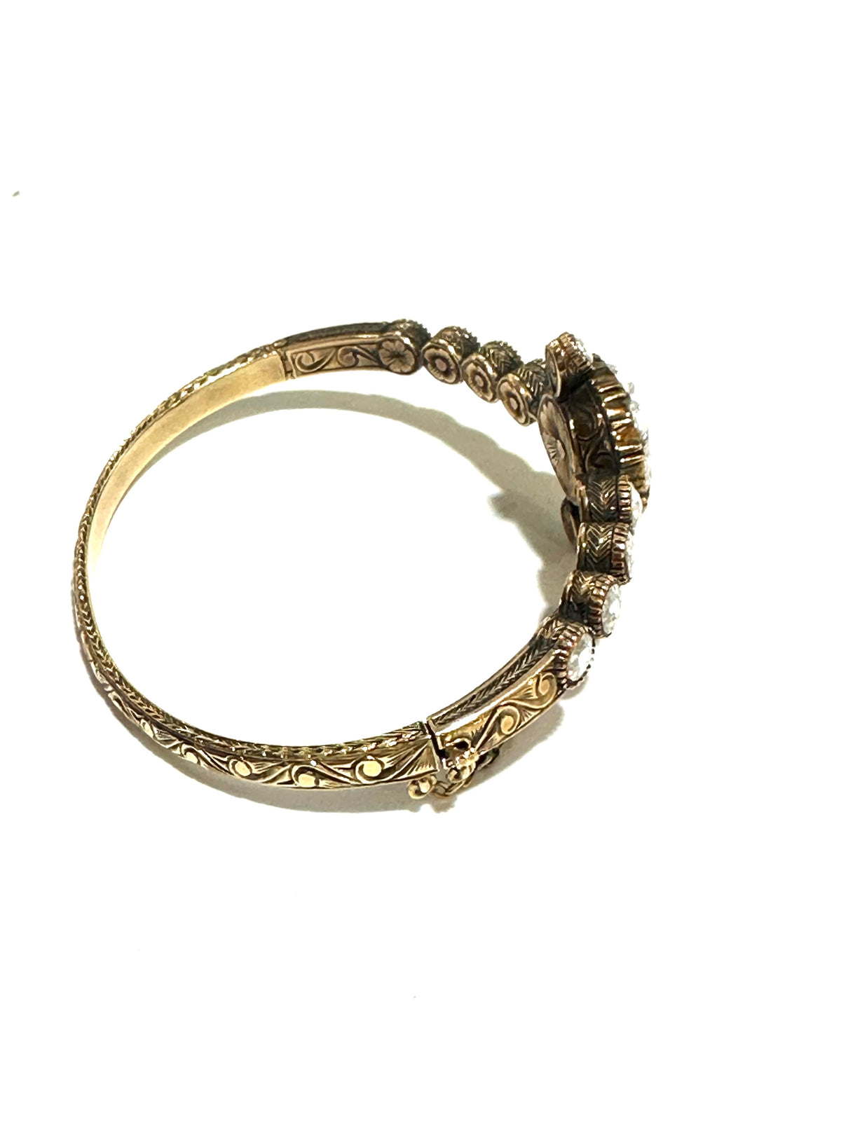 18ct Gold Hinged Bangle