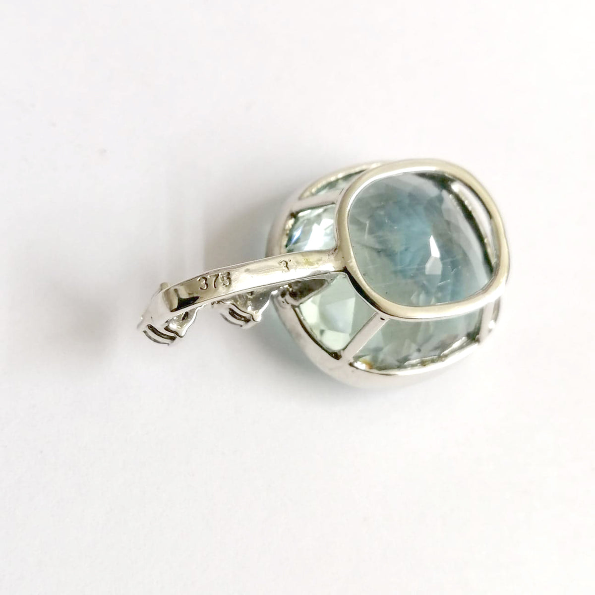 9ct White Gold 15ct Aquamarine and Diamond Pendant