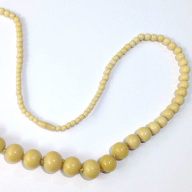 Antique Ivory Graduated Beaded Necklace