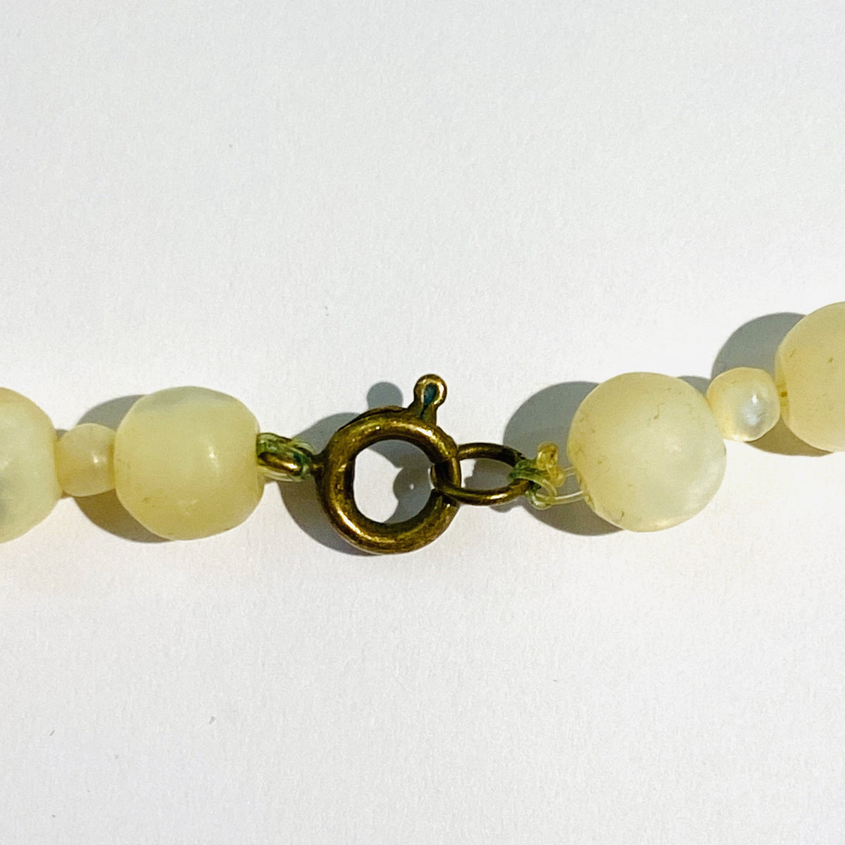Antique Mother of Pearl Graduated Necklace