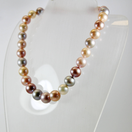 Multi-Coloured Cultured Pearl Necklace