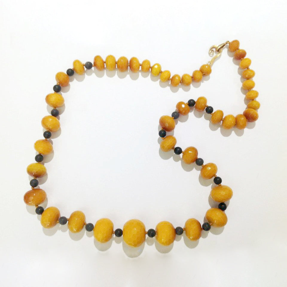 Vintage Yellow Chalcedony and Onyx Beaded Necklace