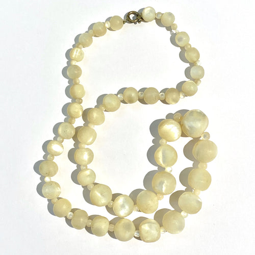 Antique Mother of Pearl Graduated Necklace