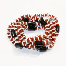 Banded Carnelian and Black Onyx Beaded Necklace