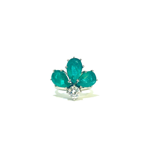 18ct White Gold Emerald and Diamond Ring