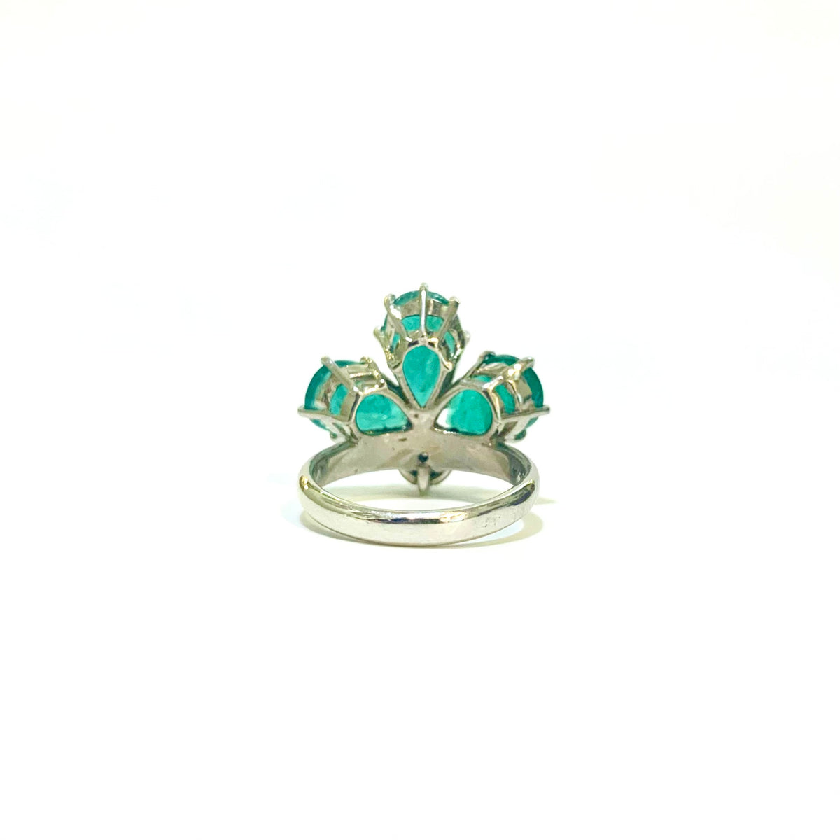 18ct White Gold Emerald and Diamond Ring