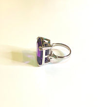 9ct White Gold Amethyst Ring