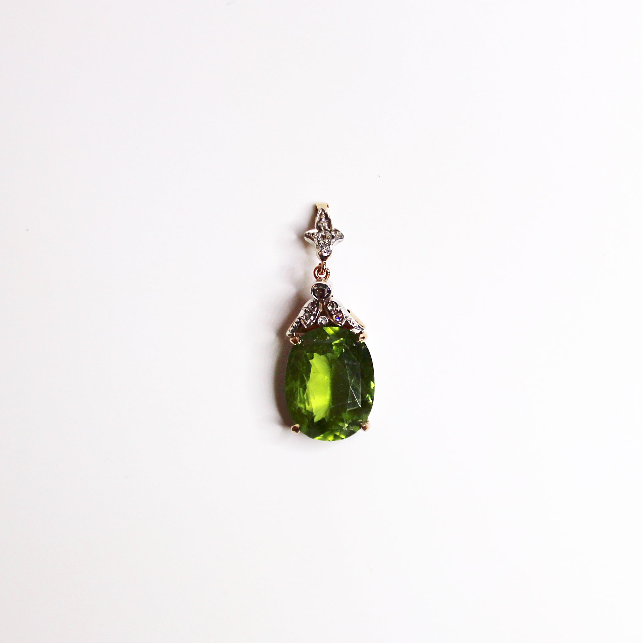 Antique 9ct Yellow Gold Peridot and Diamond Pendant – Tresors Sydney