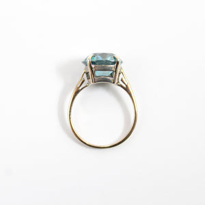 Vintage 9ct Yellow Gold Blue Zircon Ring