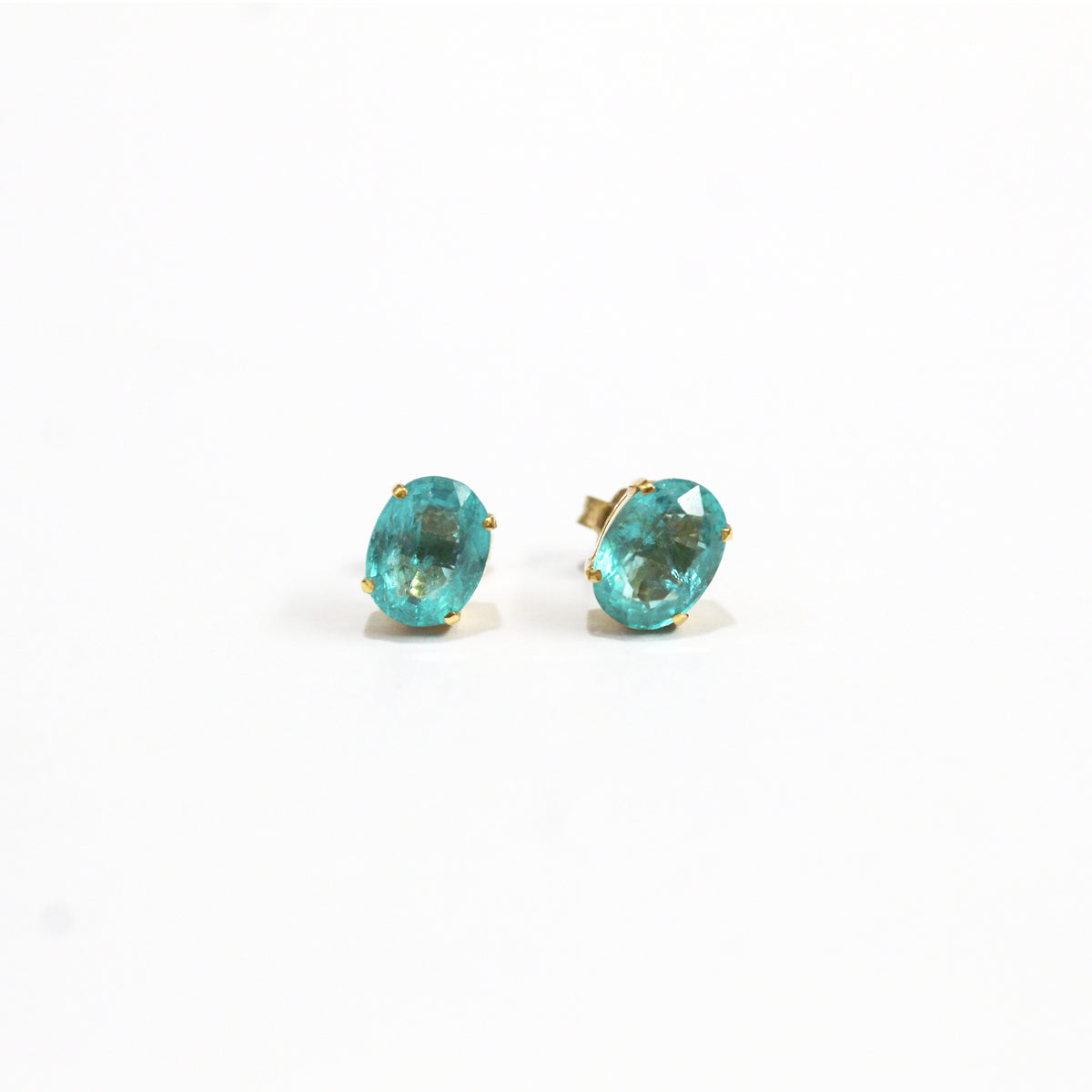 18ct Yellow Gold Blue Tourmaline Stud Earrings