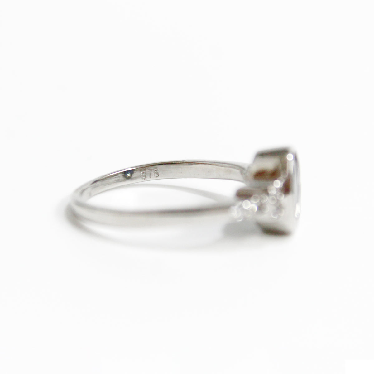 White Gold Australian Sapphire and Diamond Ring
