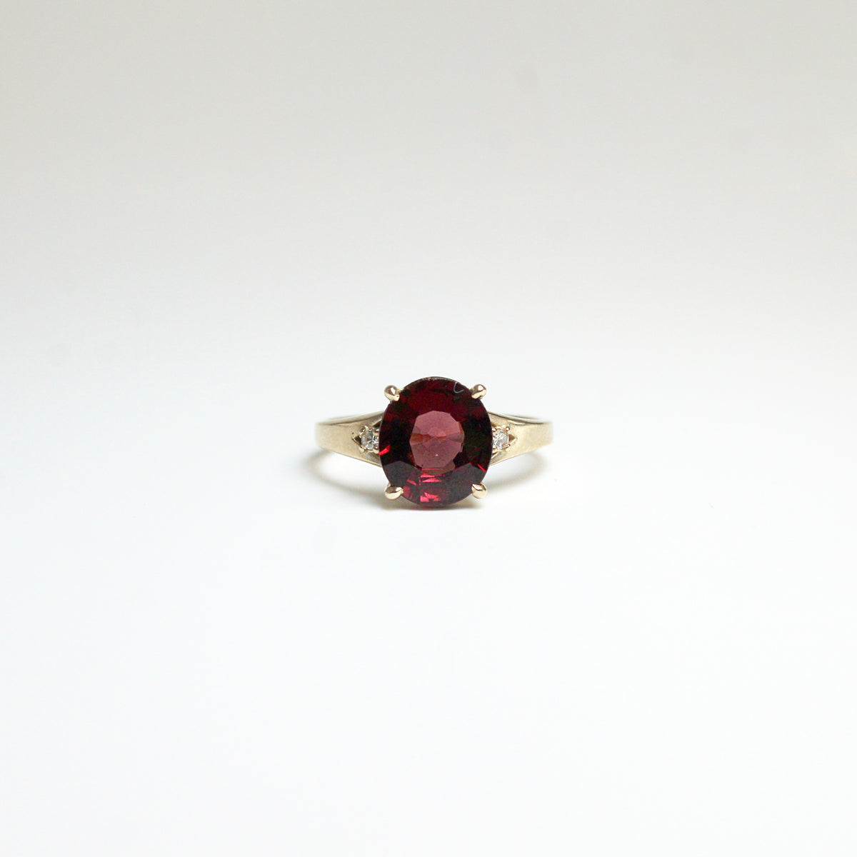 9ct Yellow Gold 1.50ct Garnet and Diamond Ring