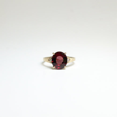 9ct Yellow Gold 1.50ct Garnet and Diamond Ring