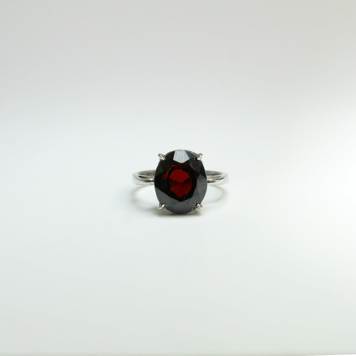 9ct White Gold 3.0ct Garnet Dress Ring