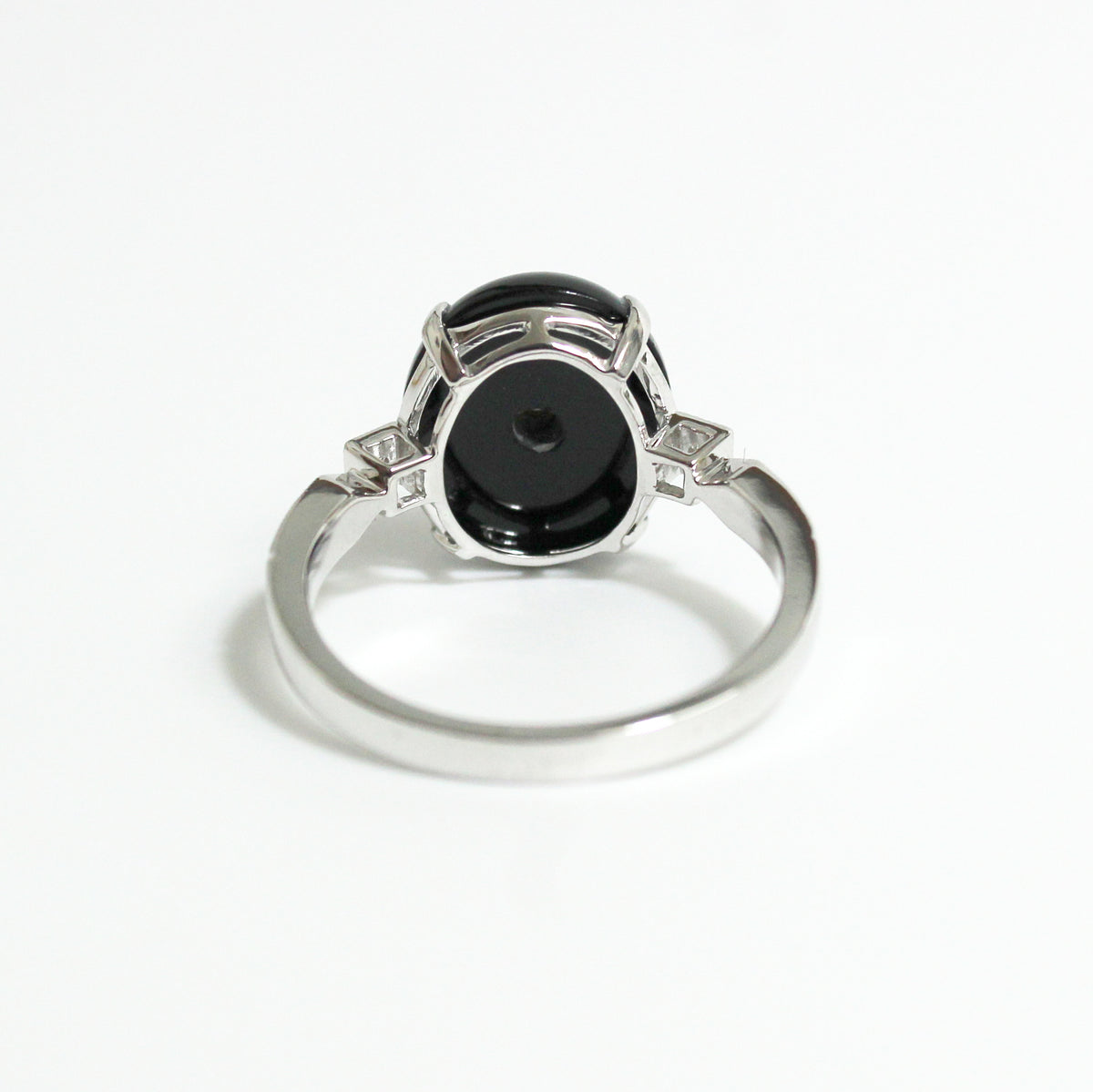9ct White Gold Black Onyx and 0.20ctw Diamond Ring