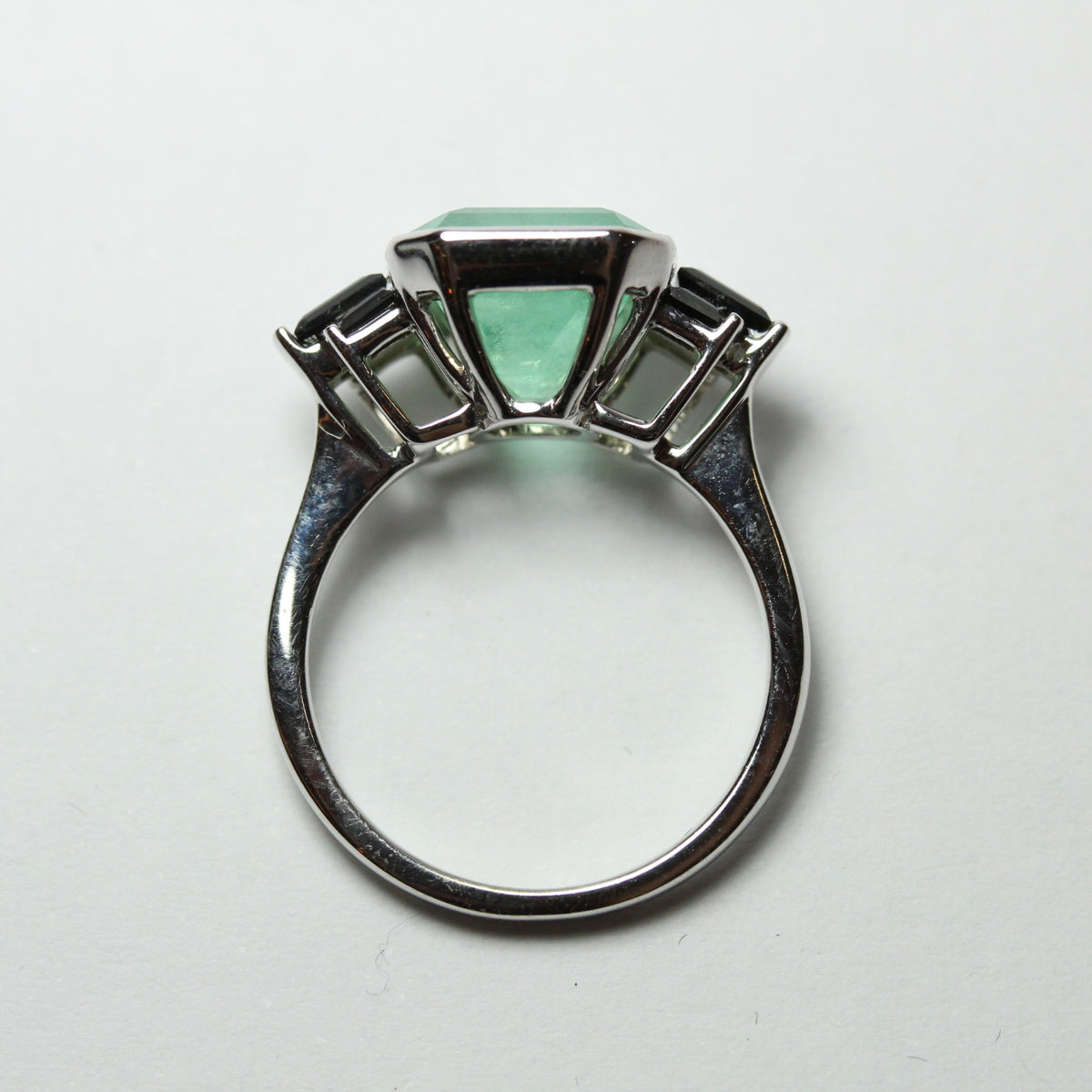 9ct White Gold Emerald and Black Onyx Dress Ring
