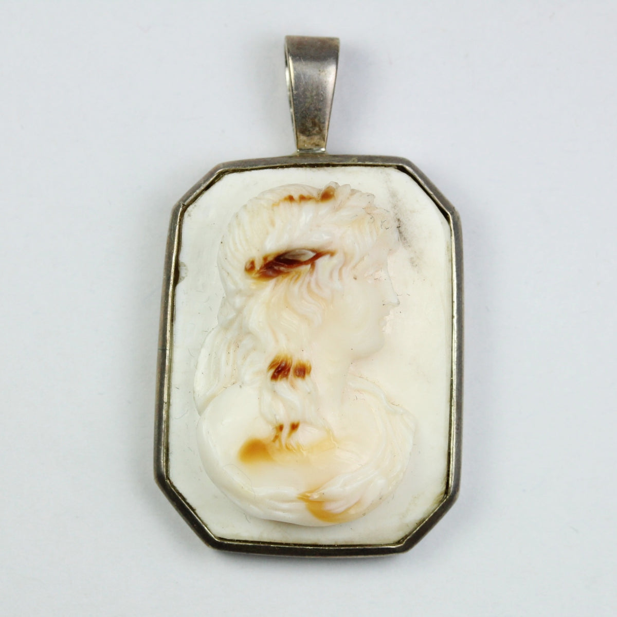 Sterling Silver Cameo Pendant