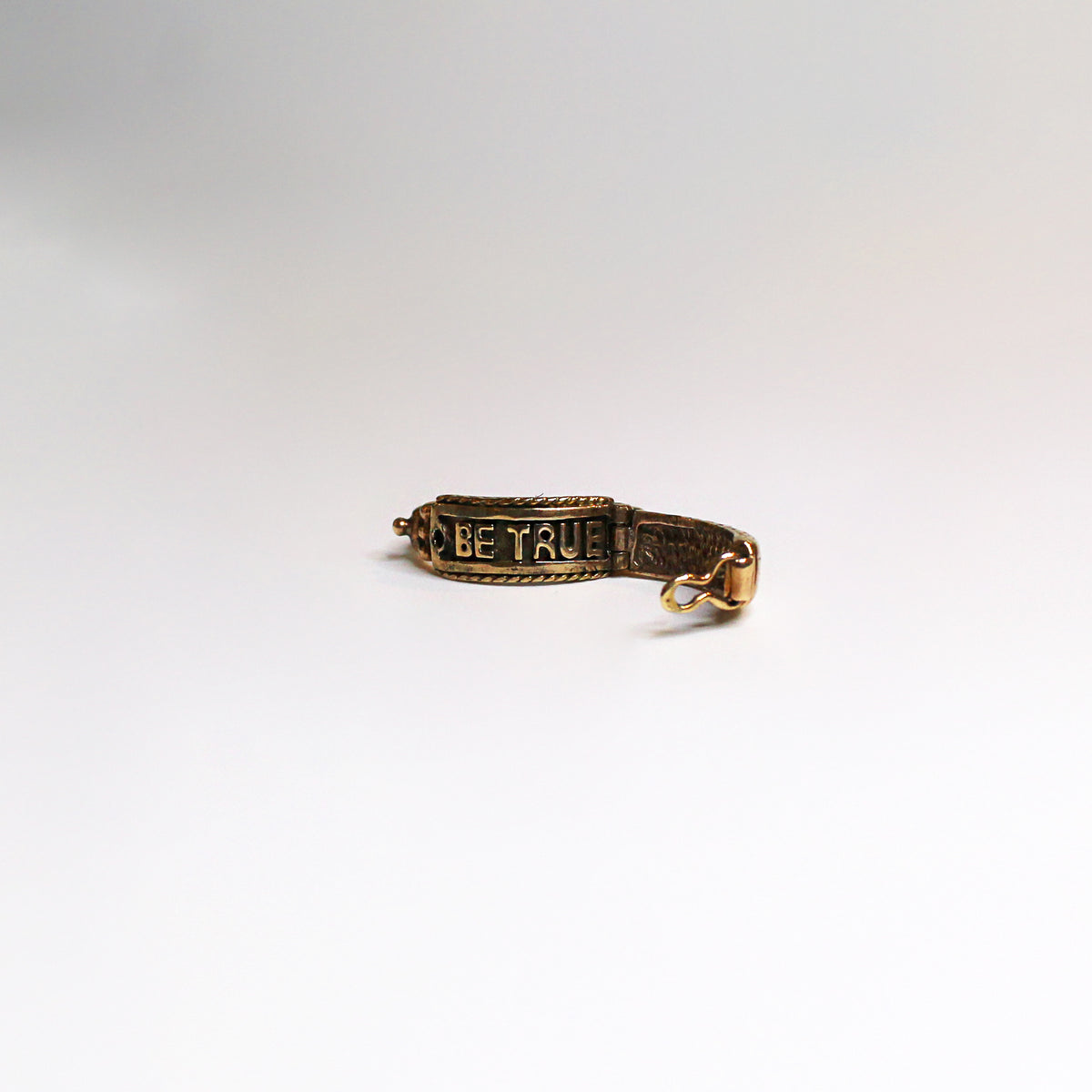 9ct Yellow Gold Hinged Hidden Panel Ring