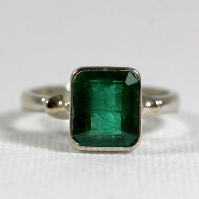 9ct White Gold 3ct Emerald Ring