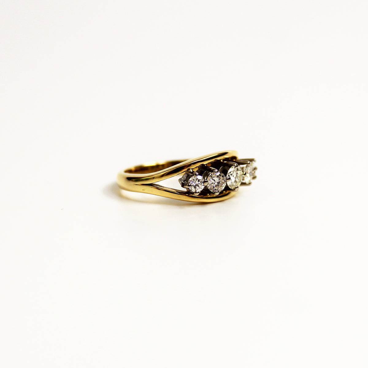 Vintage 18ct Yellow Gold 0.66ctw Diamond Bridge Ring