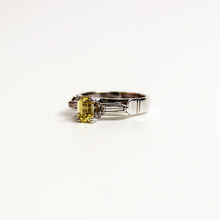 18ct White Gold Diamond and Yellow Sapphire Ring
