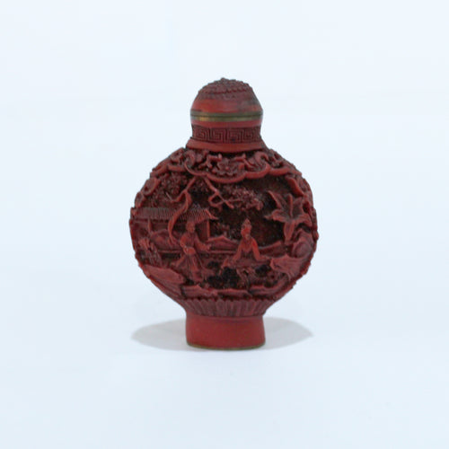 Antique Chinese Red Cinnabar Snuff Bottle