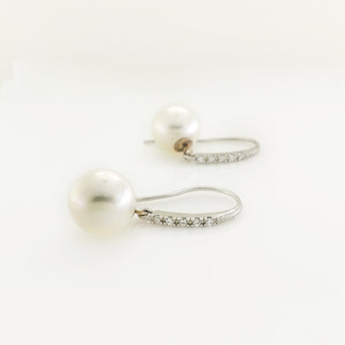White South Sea Pearl and Cubic Zirconia Earrings