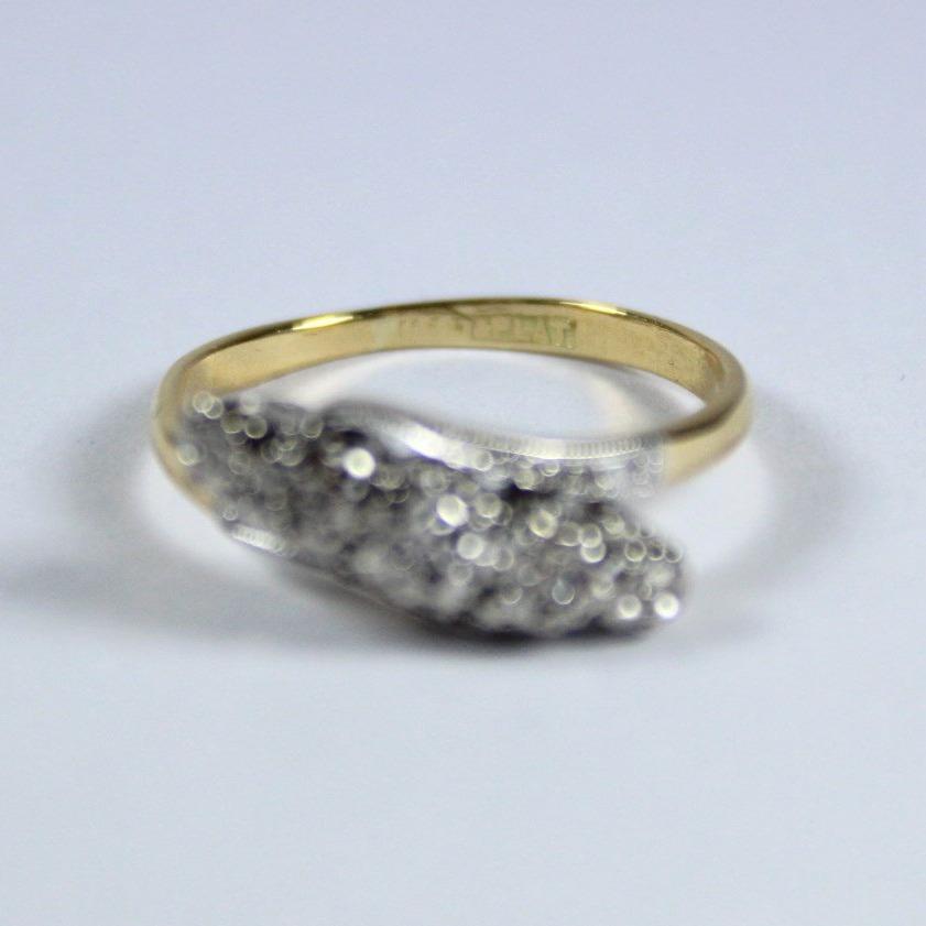 Vintage 18ct Yellow Gold Diamond Band