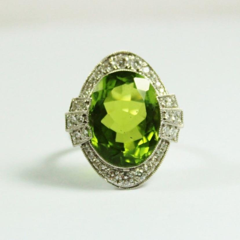 9ct White Gold 12.92ct Peridot and Diamonds Cocktail Ring
