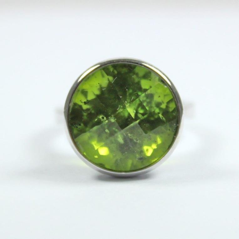 18ct White Gold Checkerboard Cut Peridot Ring