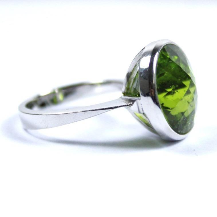 18ct White Gold Checkerboard Cut Peridot Ring