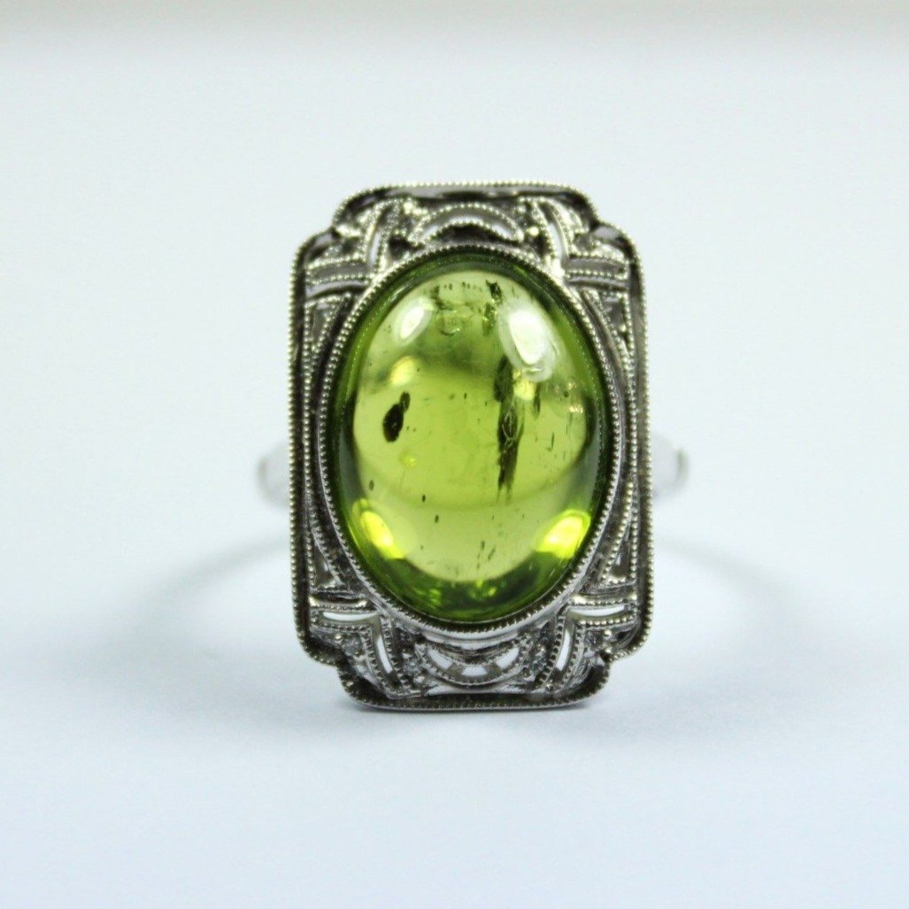Cabochon Peridot and Diamond Milgrain Detail Ring