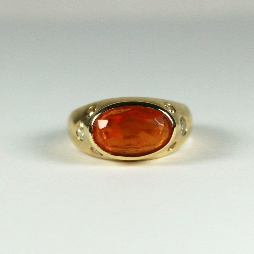 Vintage 18ct Yellow Gold Rare Hessonite Garnet and Diamond Ring