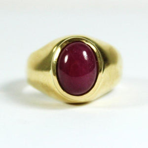 18ct Yellow Gold Star Ruby Ring
